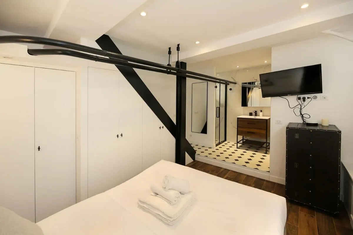 شقة Appartement Proche Des Celebres Puces De Paris 4P فرنسا