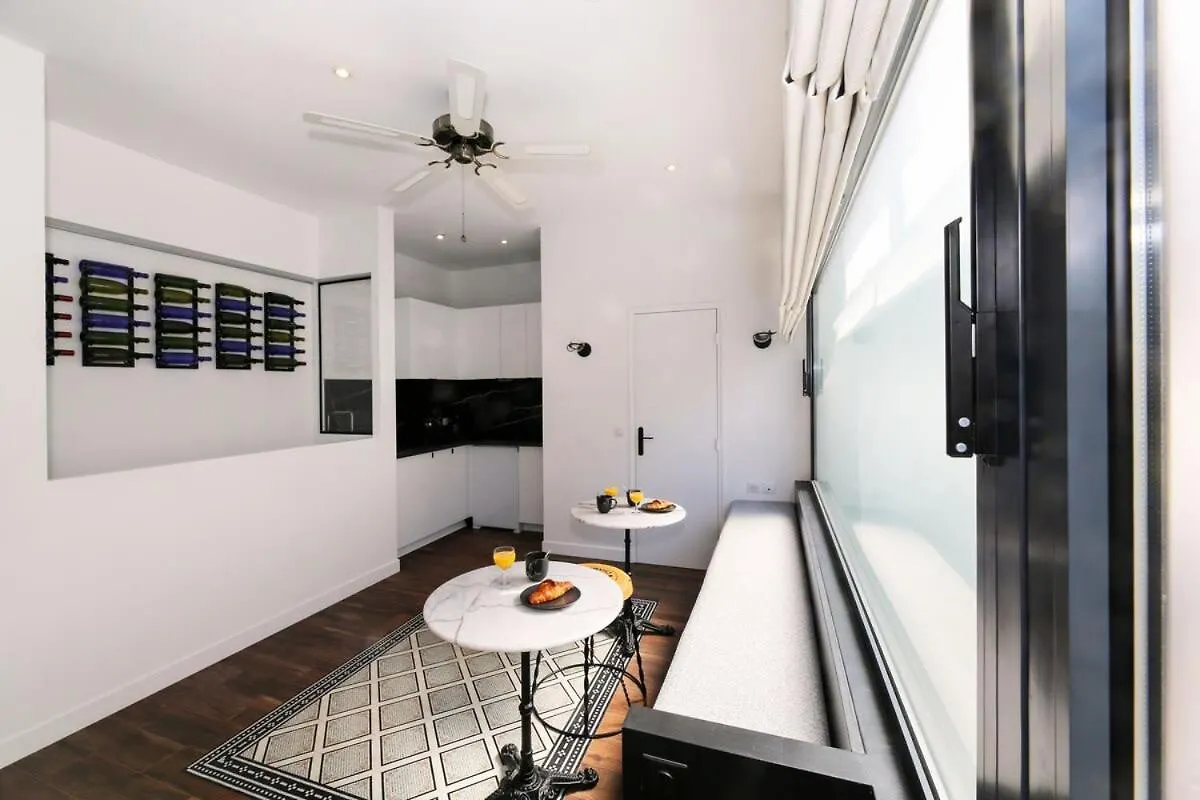 Appartement Proche Des Celebres Puces De Paris 4P شقة
