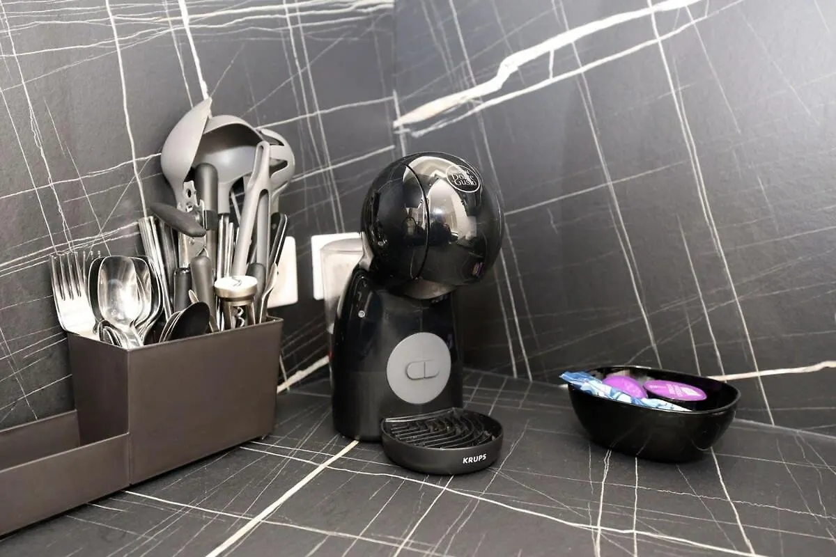 Appartement Proche Des Celebres Puces De Paris 4P 0*,  Франция
